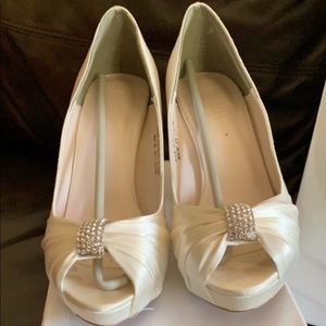 Wedding Shoes Ivory